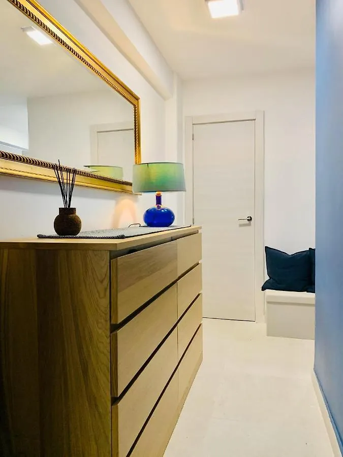 Apartment Shiny Studio With Pool & Carihuela Beach At 500M Torremolinos Spain