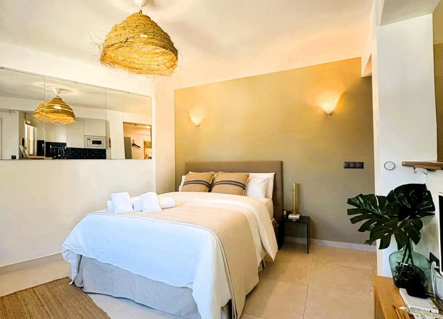 Shiny Studio With Pool & Carihuela Beach At 500M Torremolinos Apartmán